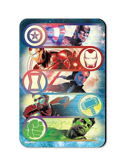 Avengers Line Up - Marvel Official Fridge Magnet