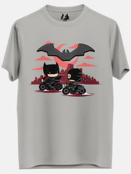 Bat & Cat Chibi Ride - Batman Official T-shirt