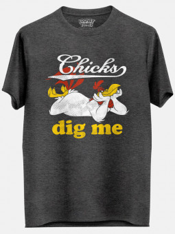 Chicks Dig Me - Looney Tunes Official T-shirt