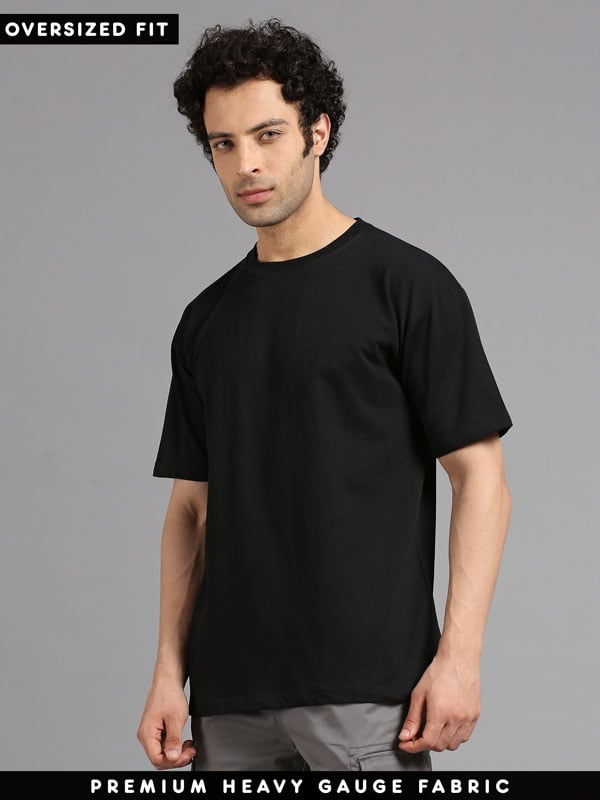 Redwolf Basics: Black Oversized T-shirt